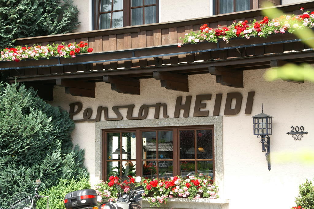 Pension Heidi Hotel Kaprun Exterior photo