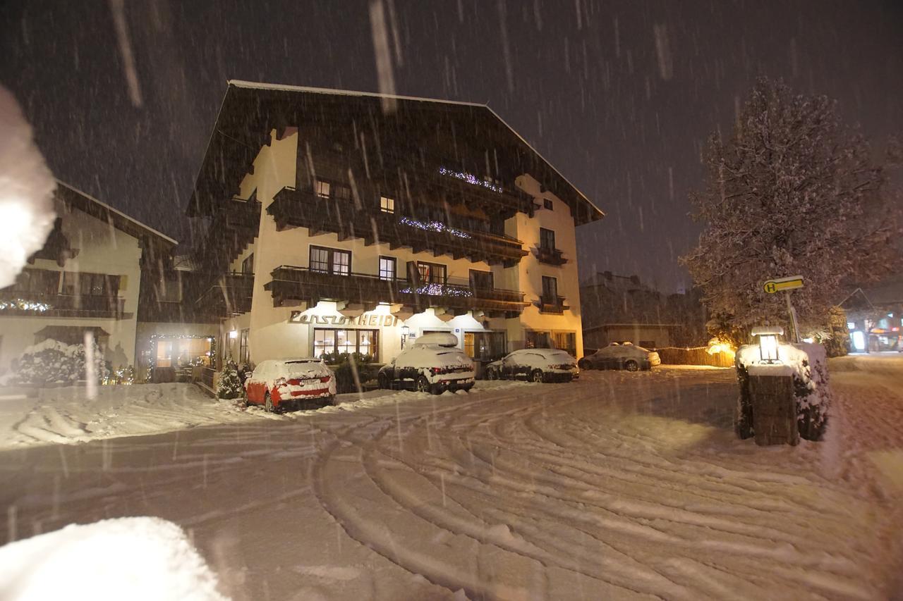 Pension Heidi Hotel Kaprun Exterior photo